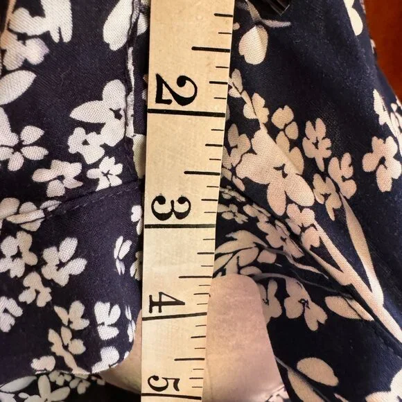 Calvin Klein Button-Up Navy/White Floral Shirt Dress w/waist tie, Sz 12, EUC - Picture 7 of 15
